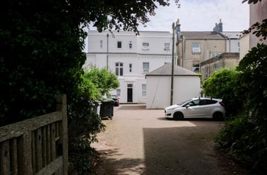 10 Lisson Grove, Mutley, Plymouth - Image 3